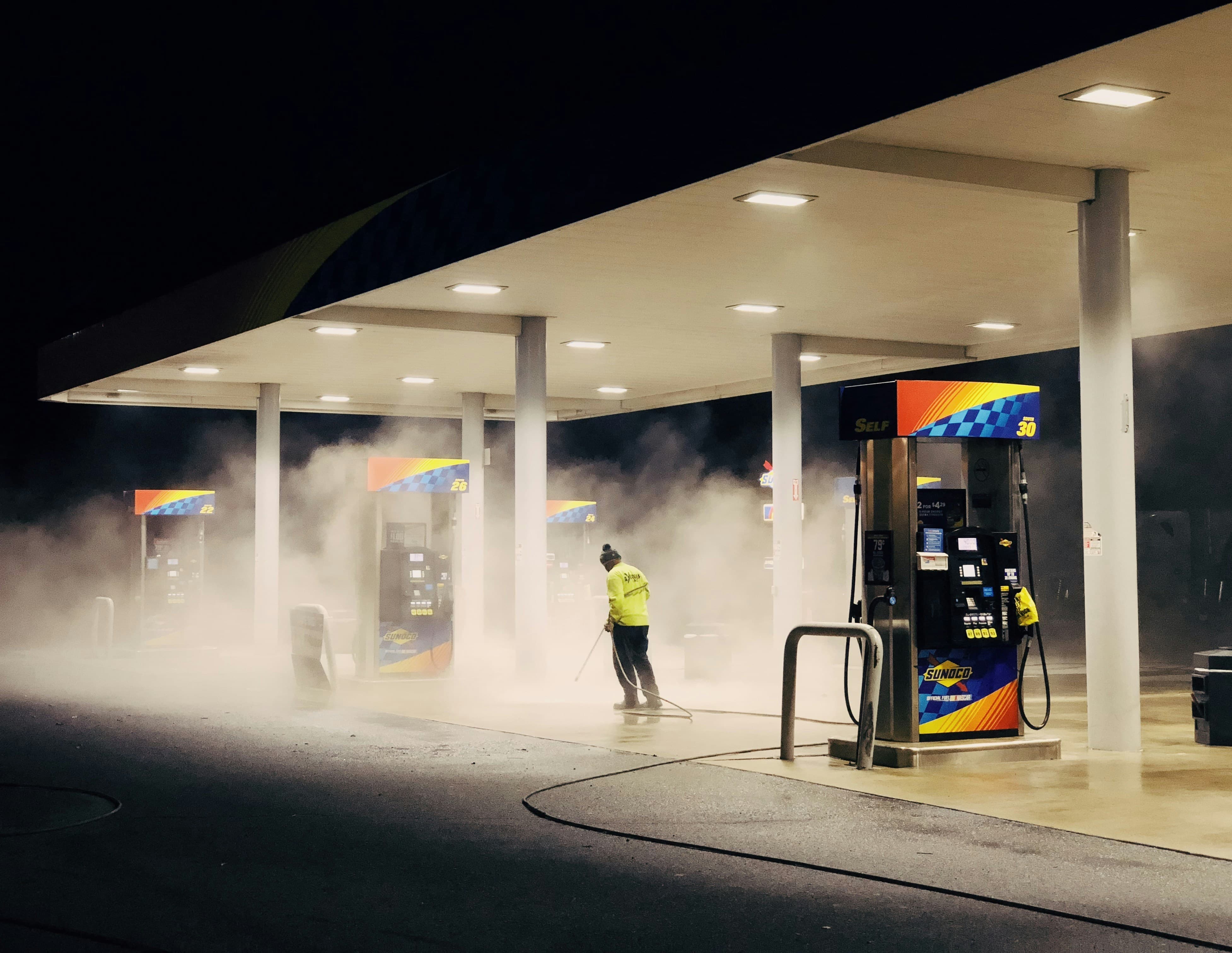 Gas Station Service and Cleaning